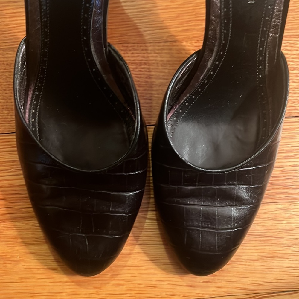 Adrienne Vittadini Black croc embossed leather heels size 7.5 & 3.5 in heels - Picture 2 of 7